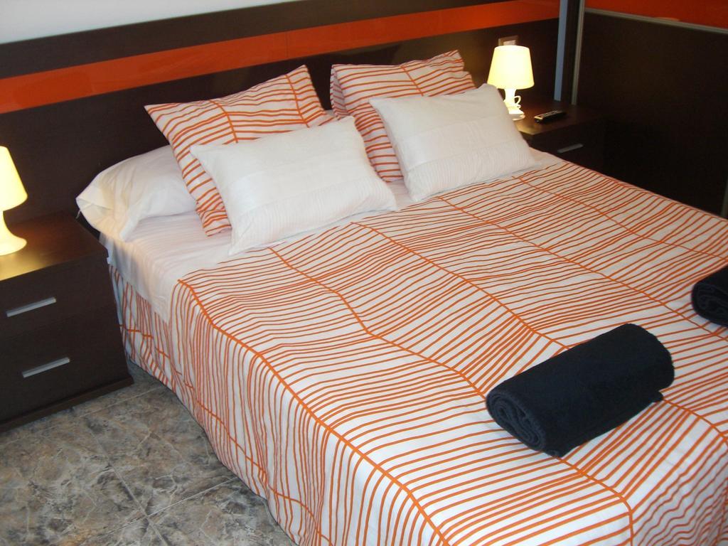 Pension Aqua Rooms Portomarin Exterior foto