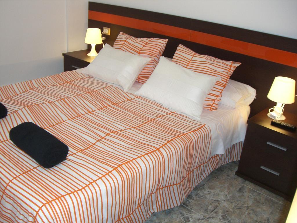 Pension Aqua Rooms Portomarin Exterior foto
