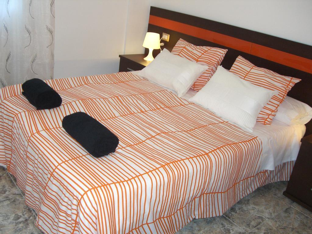 Pension Aqua Rooms Portomarin Exterior foto